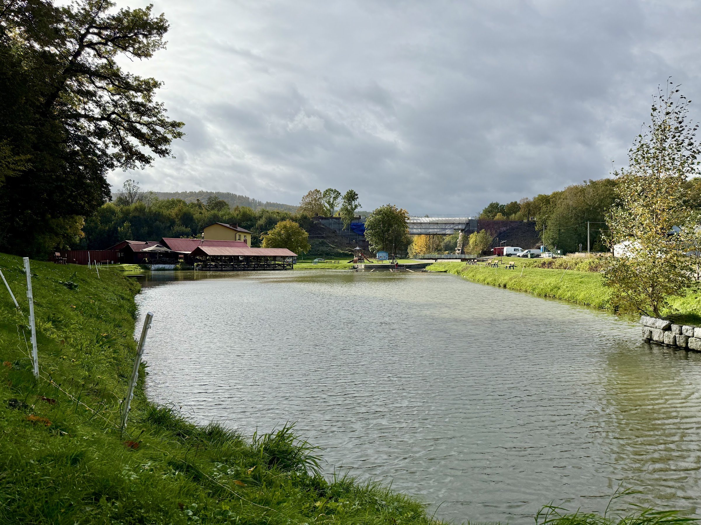 Smażalnia Ryb PSTRĄG - Moszczanka